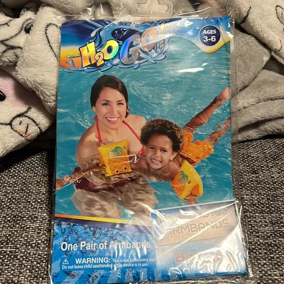 NWT h2o go! fruitastic pineapple armbands - Picture 2 of 5